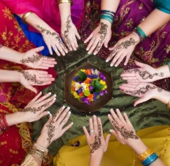 Grafika Femmes Indiennes*Femme Zen Et Bien Être|Hommes Et Femmes