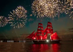 Bluebird Puzzle Fireworks around a Sailboat* Bateaux|De 500 À 999 Pièces