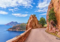 Bluebird Puzzle Route dans les Calanques de Piana, Corse* Montagnes|Plages Et Îles De Rêve